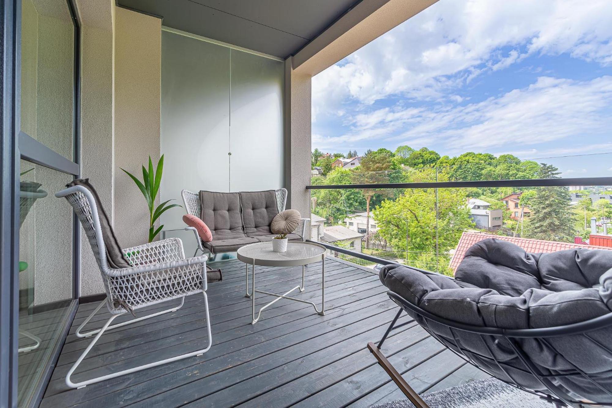 Sky Apartment With Free Parking And Balcony & Ac 카우나스 외부 사진